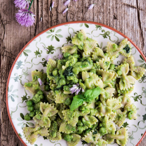 Farfalle integrali con crema di zucchine e basilico - Essenza di Vaniglia